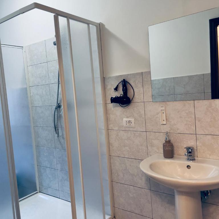 Rome Winners Home Guesthouse - Camera Matrimoniale con Bagno Privato Esterno - 1