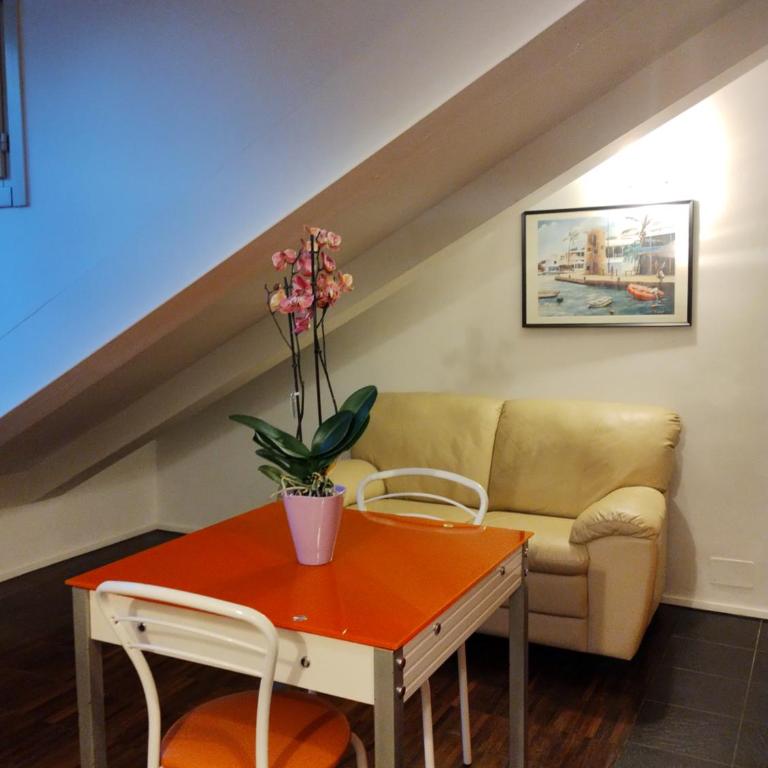 Casa Flo - Appartamento con 1 Camera da Letto - 1