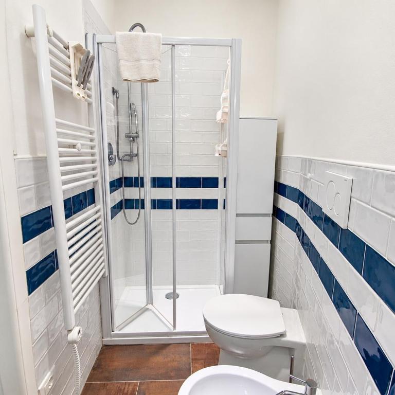 BookingPeschiera del Garda - Appartamento - 17
