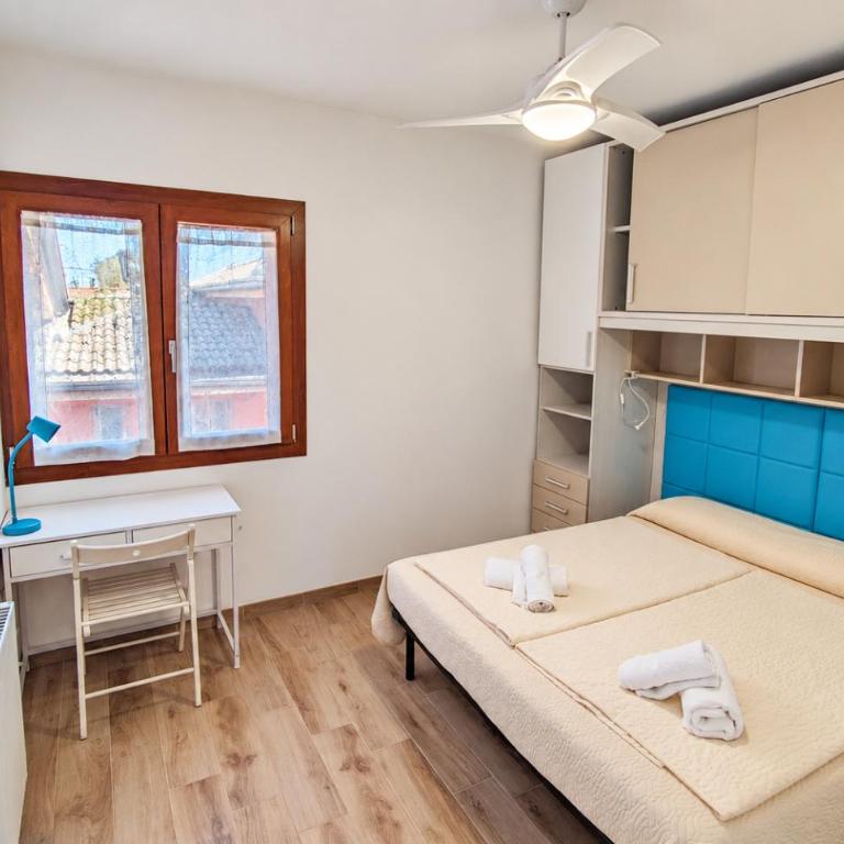 BookingPeschiera del Garda - Appartamento con 2 Camere da Letto e Balcone - 10