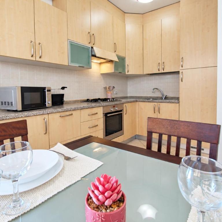 BookingPeschiera del Garda - Appartamento con Vista Lago - 7