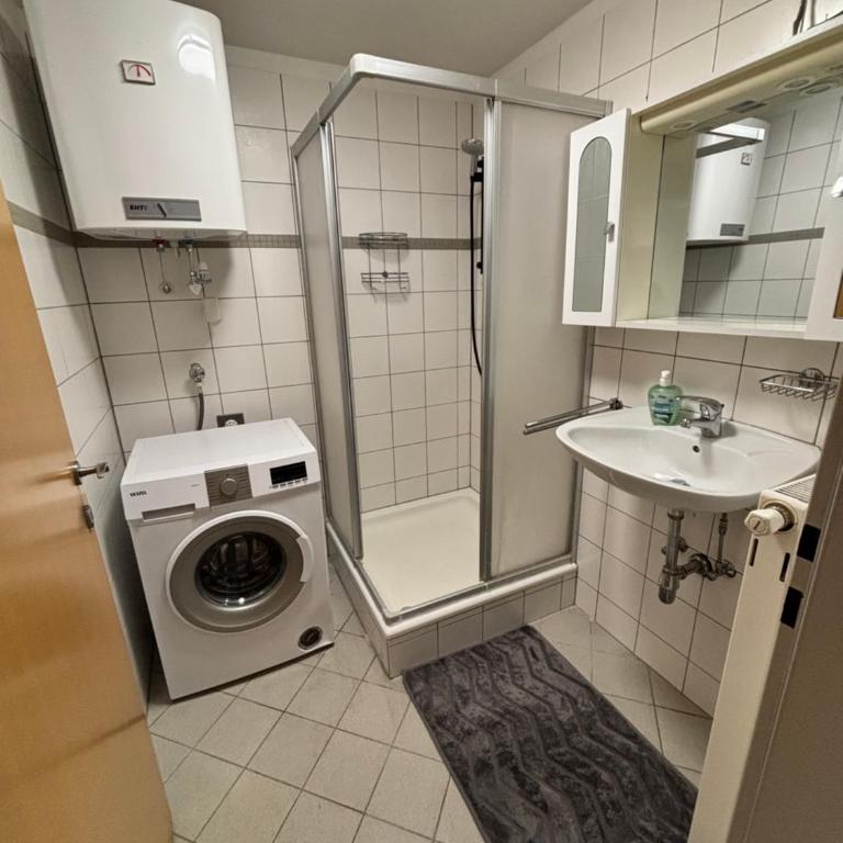 FREE Parking Carport Apartment - Apartment mit 1 Schlafzimmer - 7