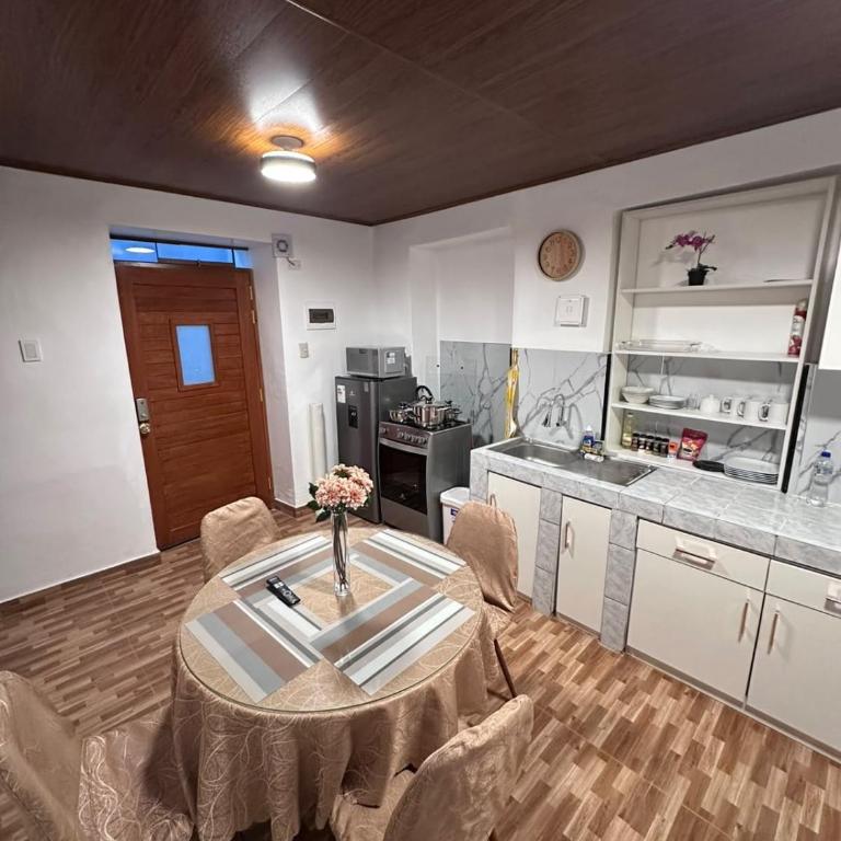Arco de Pardo Apartment 2, Downtown Cusco - Two-Bedroom Apartment - 2
