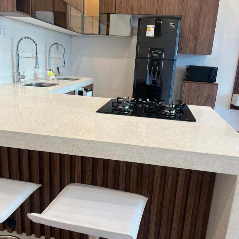 Apto de Lujo Jacuzzi Parque de las Aguas - Apartamento Deluxe de 2 dormitorios con balcón - 12