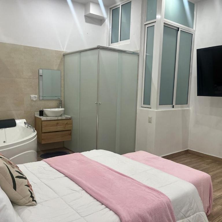 Apto de Lujo Jacuzzi Parque de las Aguas - Apartamento Deluxe de 2 dormitorios con balcón - 21