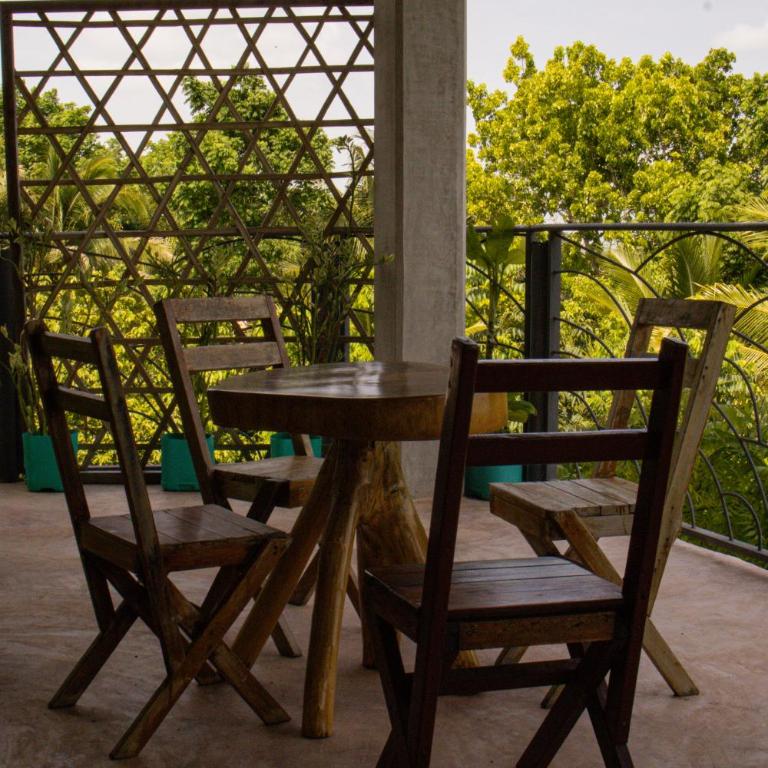 Cayuco Maya - Habitación Triple con vistas al lago - 10