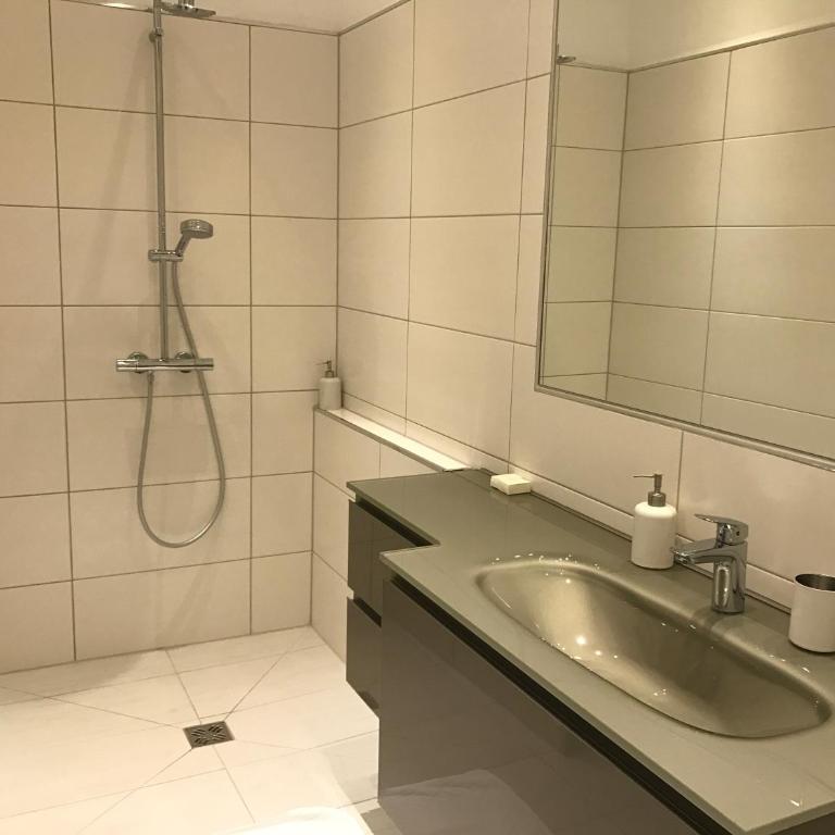Boutique Hotel Goldenes Lamm Villach - Superior Doppelzimmer - 2