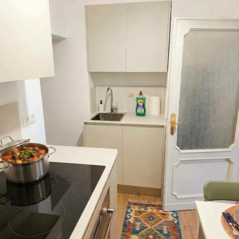 Dimora Ansidei - Appartamento con 2 Camere da Letto e Terrazza - 9