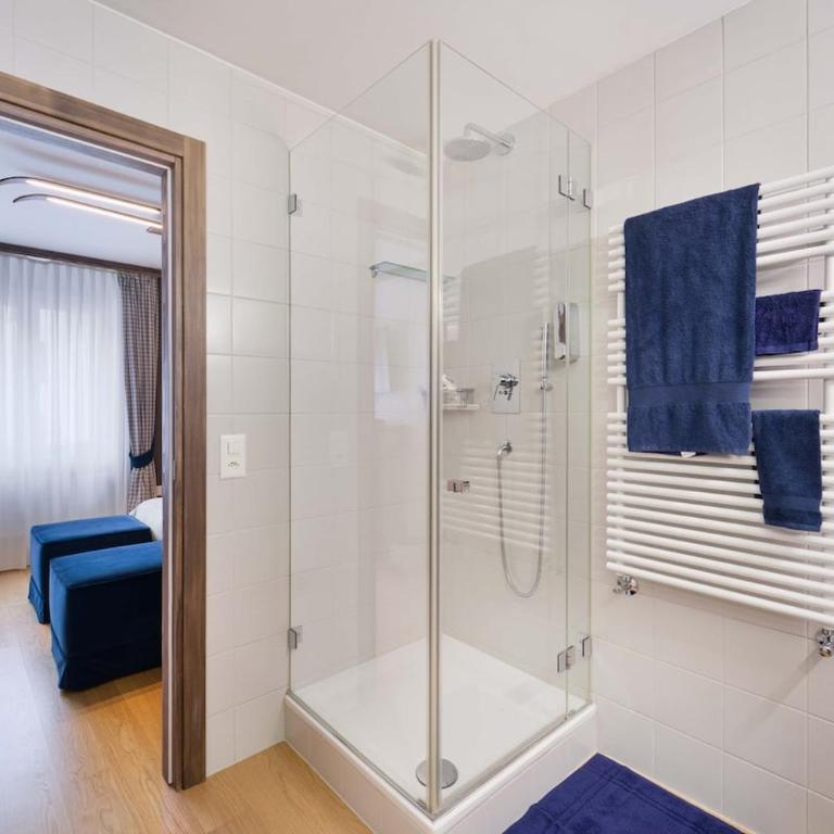St Moritz Square 2 bedr Alpin Elegance - Apartment - 14