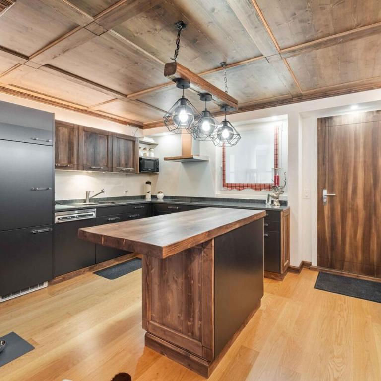 St Moritz Square 2 bedr Alpin Elegance - Apartment - 19