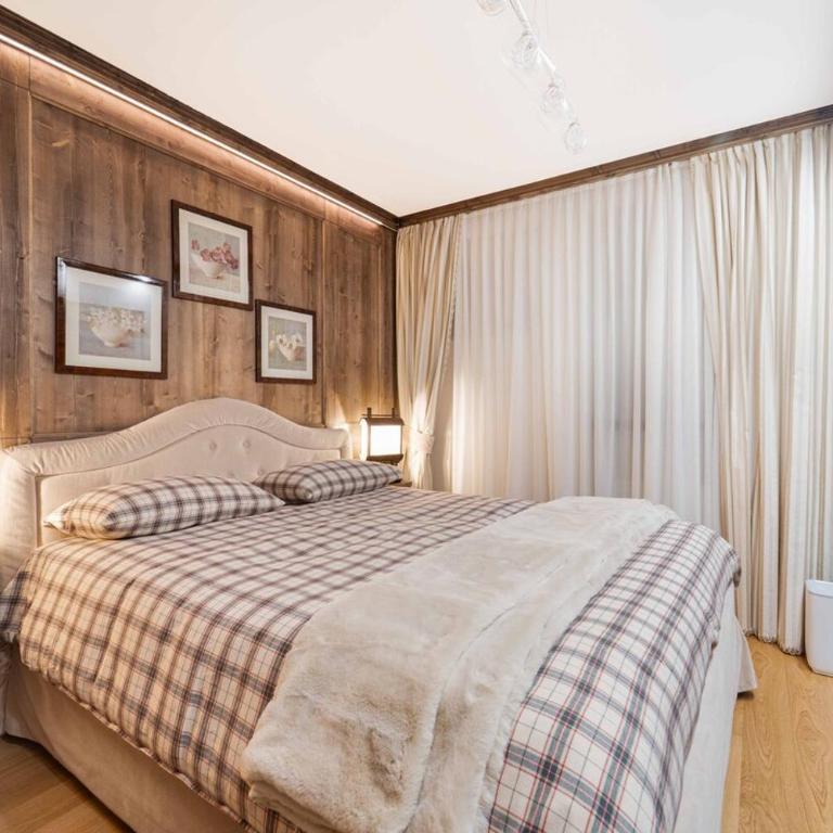 St Moritz Square 2 bedr Alpin Elegance - Apartment - 23