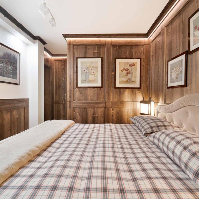 St Moritz Square 2 bedr Alpin Elegance - Apartment - 24