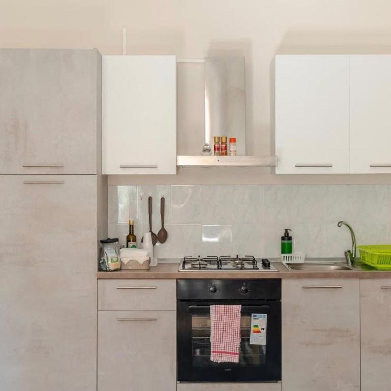 La Fenice Centrale - Two-Bedroom Apartment - 6