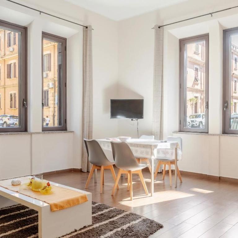 La Fenice Centrale - Two-Bedroom Apartment - 11