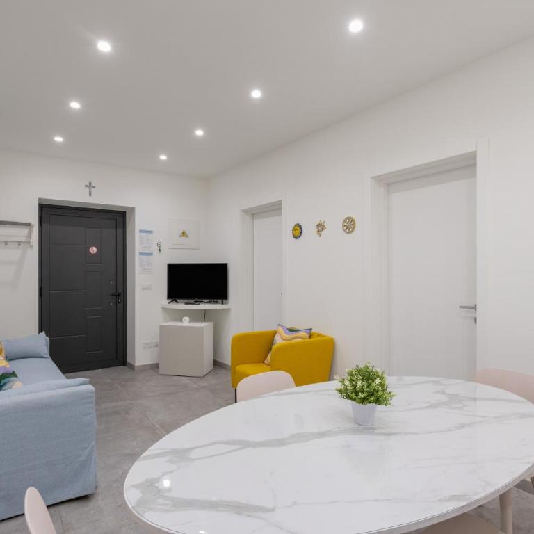 Casetta Di Nonno Paolo - Two-Bedroom Apartment - Oceanfront - 5