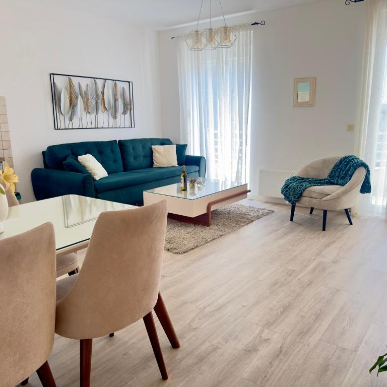 Apartments Teodo - Apartman s 1 Spavaćom Sobom i Balkonom - 22