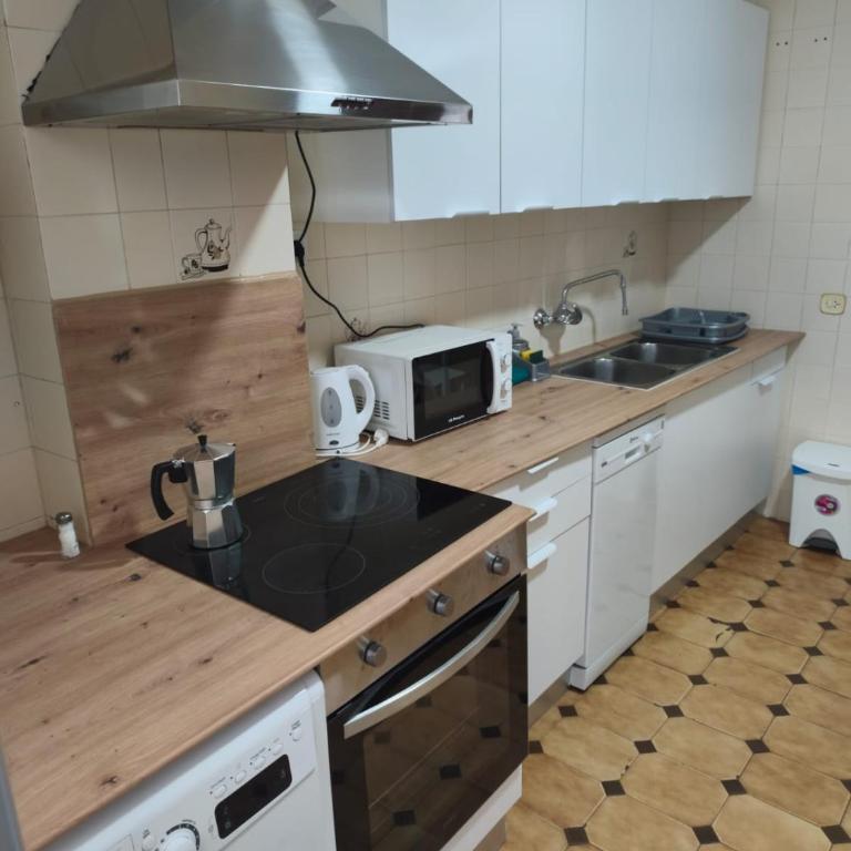 Los Patios - Apartamento de 4 dormitorios con balcón - 2