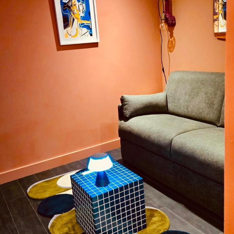 Un écrin pop art au cœur de la ville d'Hiver - Chambre Double avec Terrasse - 20