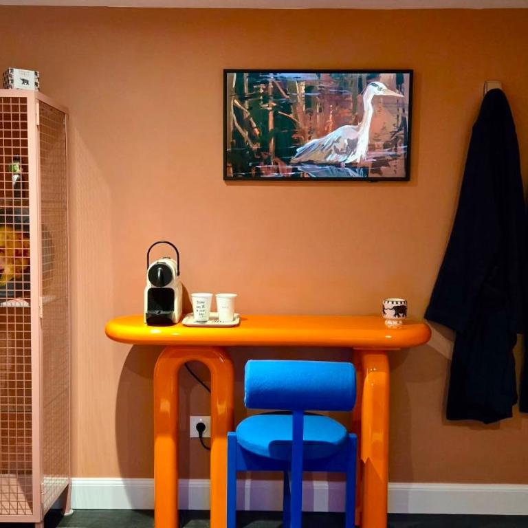Un écrin pop art au cœur de la ville d'Hiver - Chambre Double avec Terrasse - 22