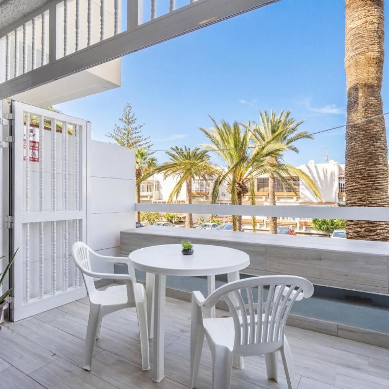 ALMA LIBRE Mar y piscina - One-Bedroom Apartment with Terrace - 2