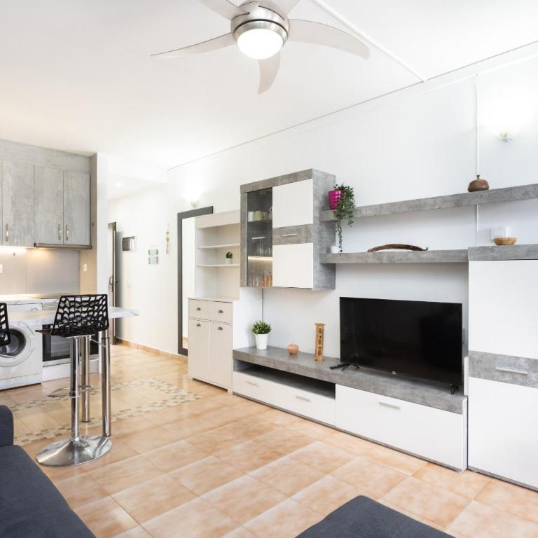 ALMA LIBRE Mar y piscina - One-Bedroom Apartment with Terrace - 4