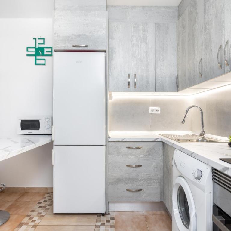ALMA LIBRE Mar y piscina - One-Bedroom Apartment with Terrace - 8