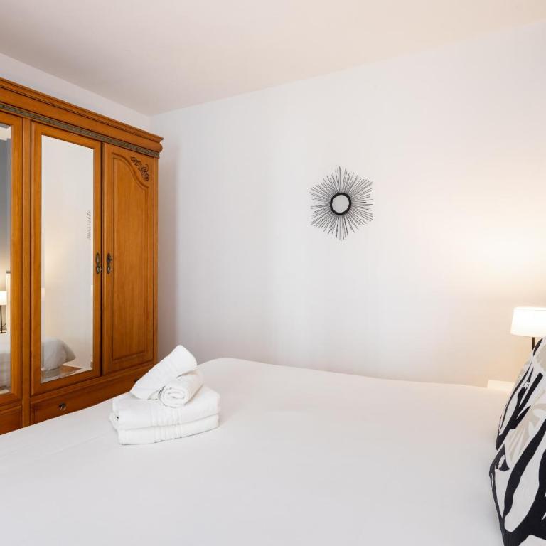 ALMA LIBRE Mar y piscina - One-Bedroom Apartment with Terrace - 13