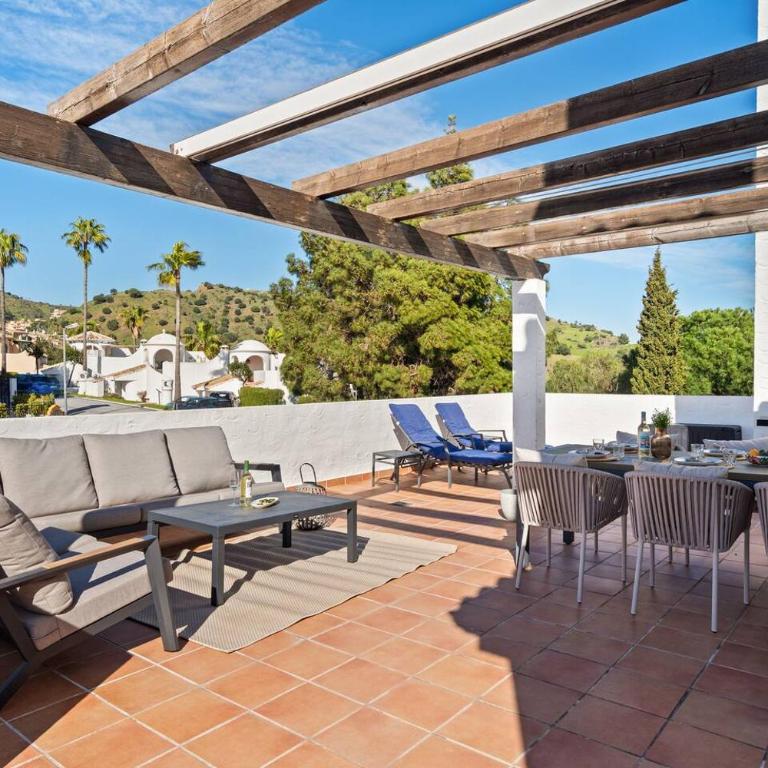 Sea View Escape with Shared Pool and Private Terrace - Appartamento - 17
