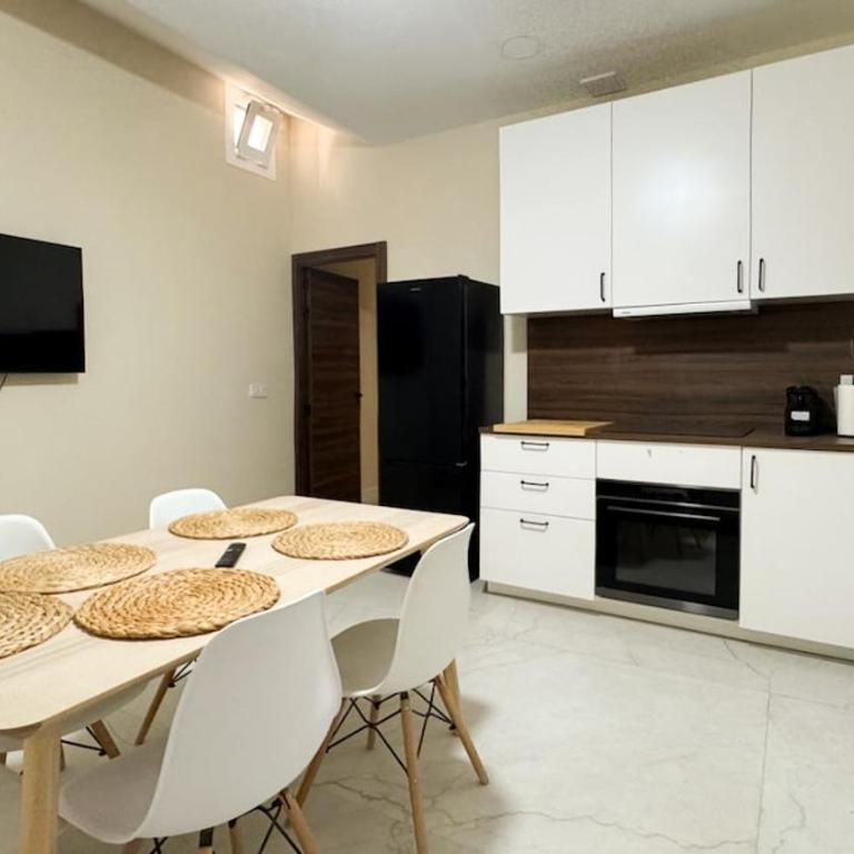 Newly renovated, fully equipped room - Apartamento de 1 dormitorio - 2