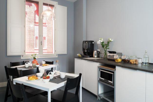 Almarossa - Camera Matrimoniale/Doppia con Letti Singoli con Bagno Privato - 5