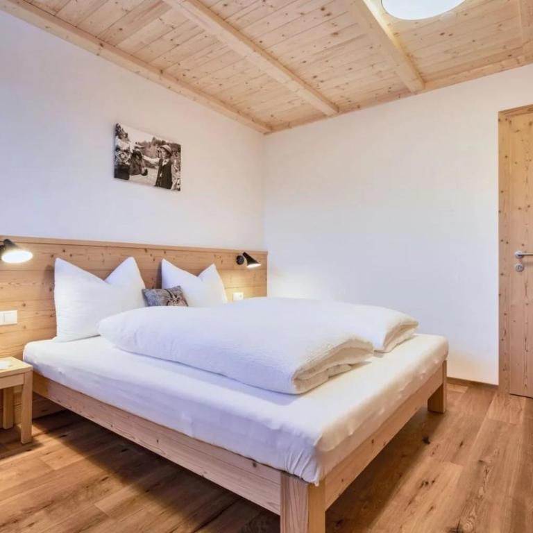 Bauernhof Huberhof - Apartamento Deluxe de 2 dormitorios con vistas al jardín - 1