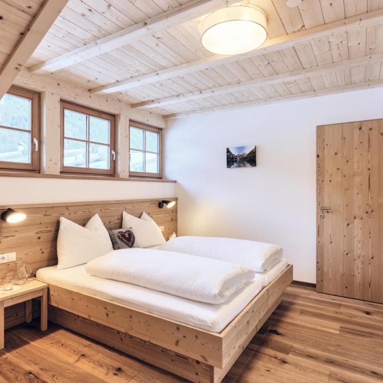 Bauernhof Huberhof - Apartamento Deluxe de 2 dormitorios con vistas al jardín - 9