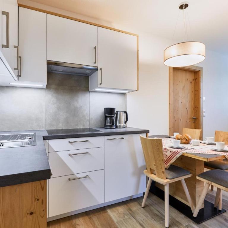 Bauernhof Huberhof - Apartamento con ducha - 2