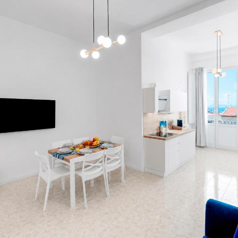 Sorrento Skyline 3BR Apartment Seaview Terrace - Appartamento con 3 Camere da Letto - 13