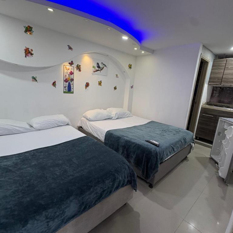Tocore aptestudios en el rodadero - Habitación Doble con baño privado - 1 o 2 camas - 2