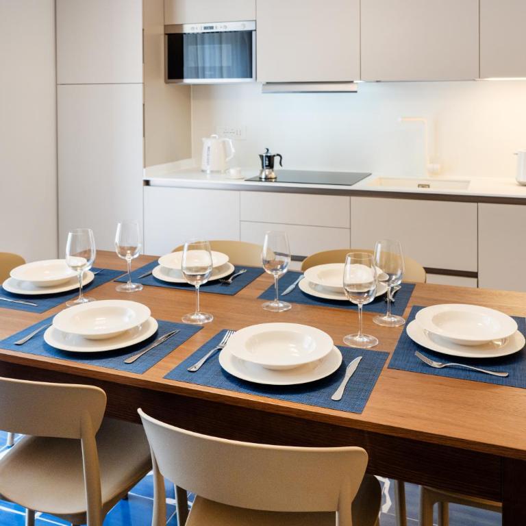 Elegant & Modern 4Bedroom Home in Central Sorrento - Apartment - 43