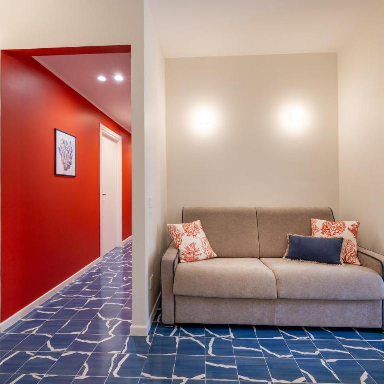 Elegant & Modern 4Bedroom Home in Central Sorrento - Apartment - 35