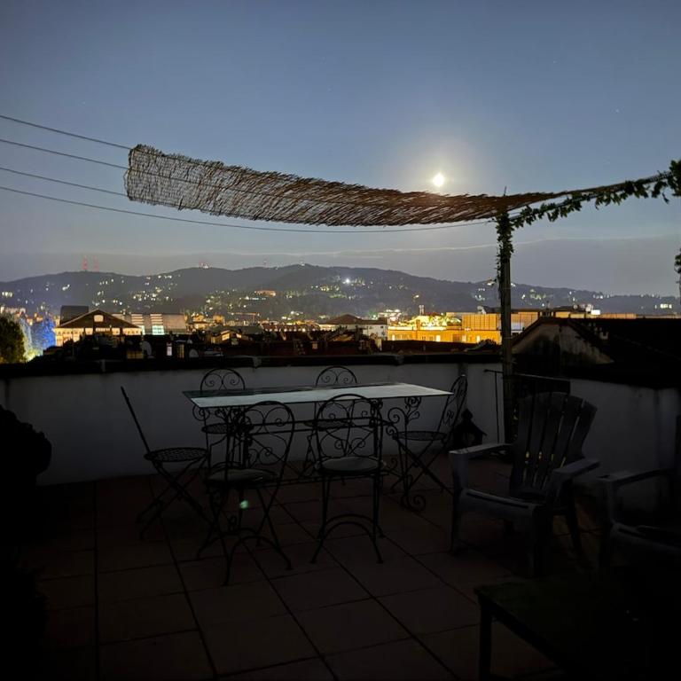 Studio with 360 panoramic terrace overlooking the city - Appartamento con 1 Camera da Letto - 4