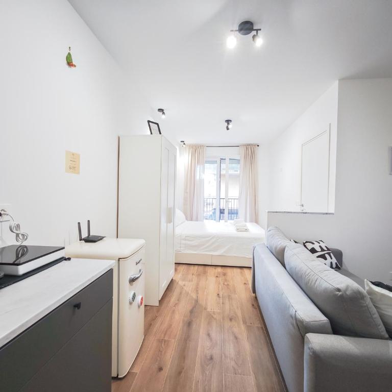 Sera House - Monolocale con Balcone - 10