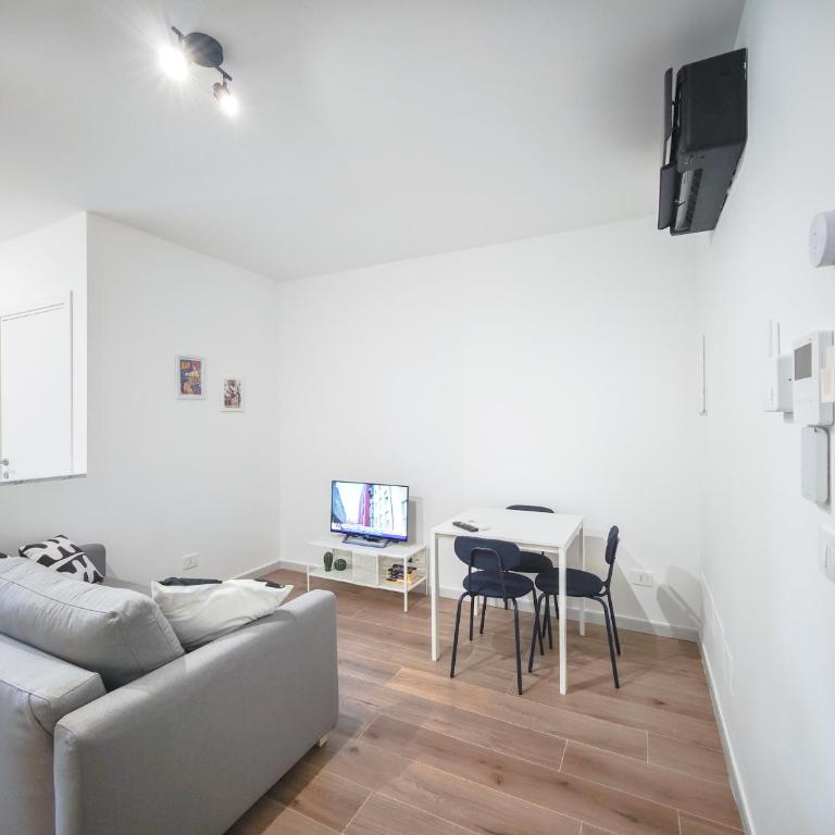 Sera House - Monolocale con Balcone - 12