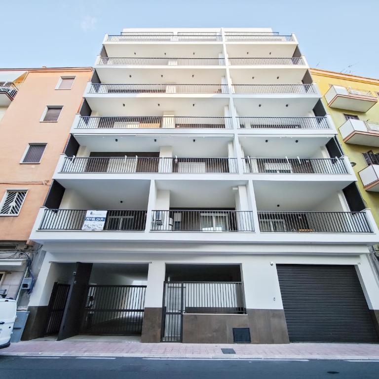 Sera House - Monolocale con Balcone - 35