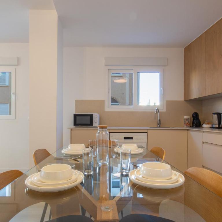 New and bright apartment 3 minutes from the beach - Apartment mit 2 Schlafzimmern - 25