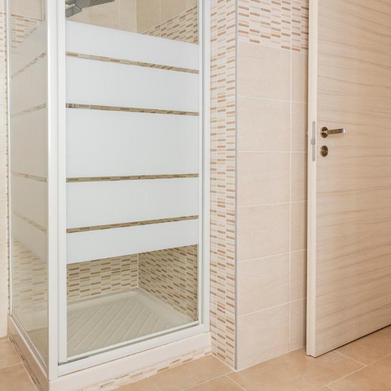 Alfa House - Appartamento con 2 Camere da Letto - 3
