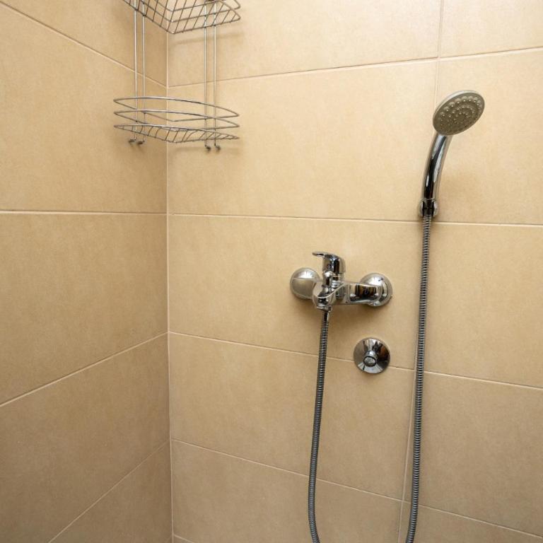 Apartman SMOKVA - Two-Bedroom Apartment - 17