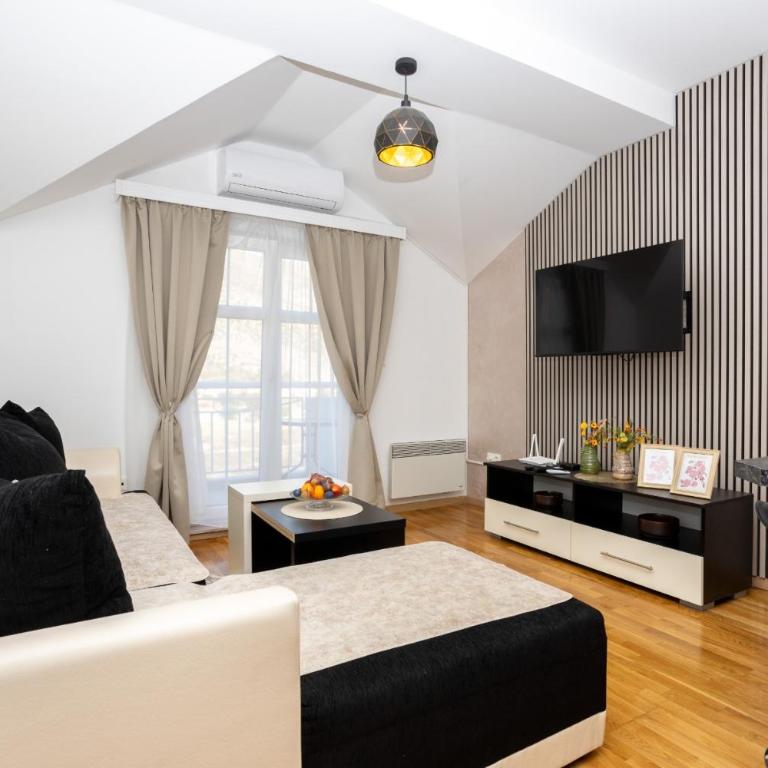 Apartman SMOKVA - Two-Bedroom Apartment - 30