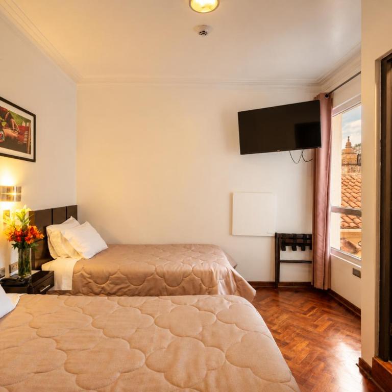 Hostal & Apartments El Triunfo - Twin Room - 5