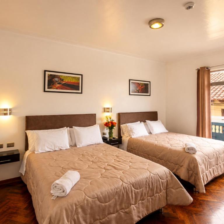 Hostal & Apartments El Triunfo - Superior Double or Twin Room with City View - 7