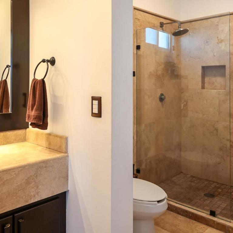 Oceanview 4BR Retreat steps from Malecon in La Paz - Casa - 5
