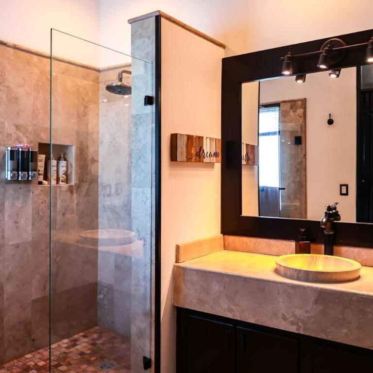 Oceanview 4BR Retreat steps from Malecon in La Paz - Casa - 13