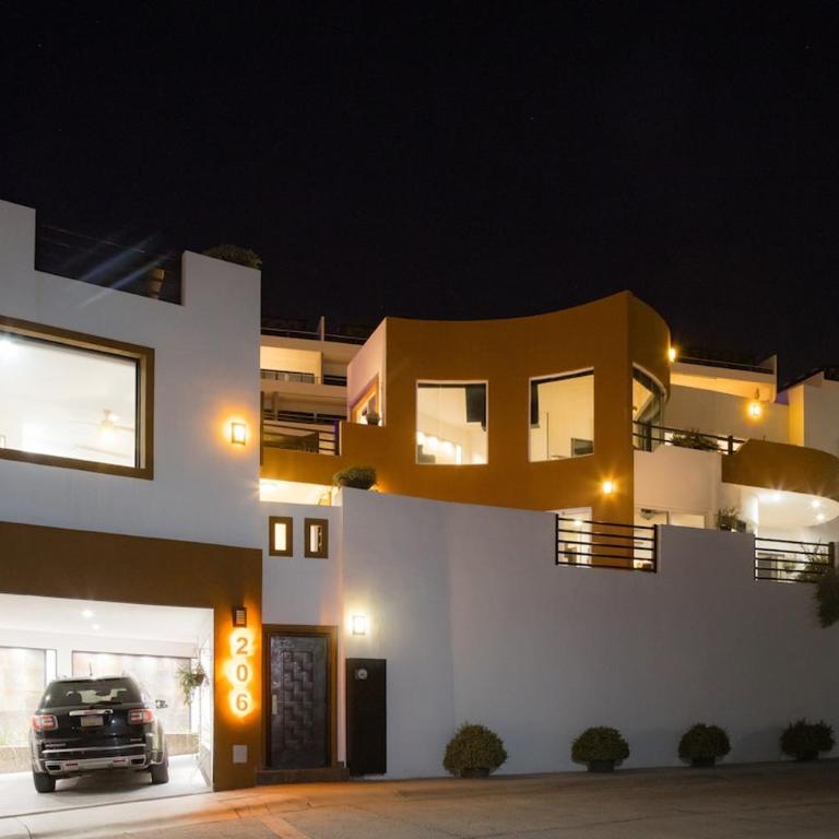 Oceanview 4BR Retreat steps from Malecon in La Paz - Casa - 41